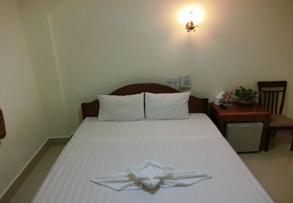 First Hotel Battambang Exterior foto